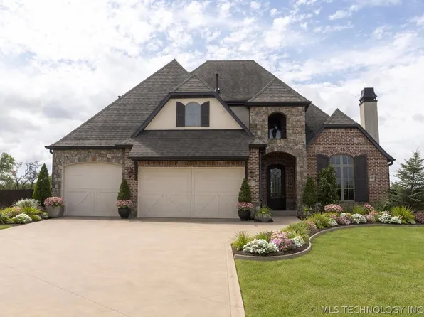 2114 E 176th St S, Mounds, OK 74047