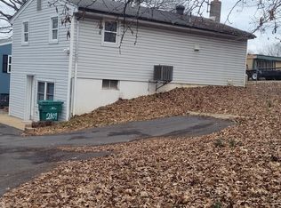 2809 Rose Hill Dr, High Ridge, MO 63049