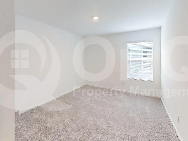 3911 Ontario Way — Photo 13