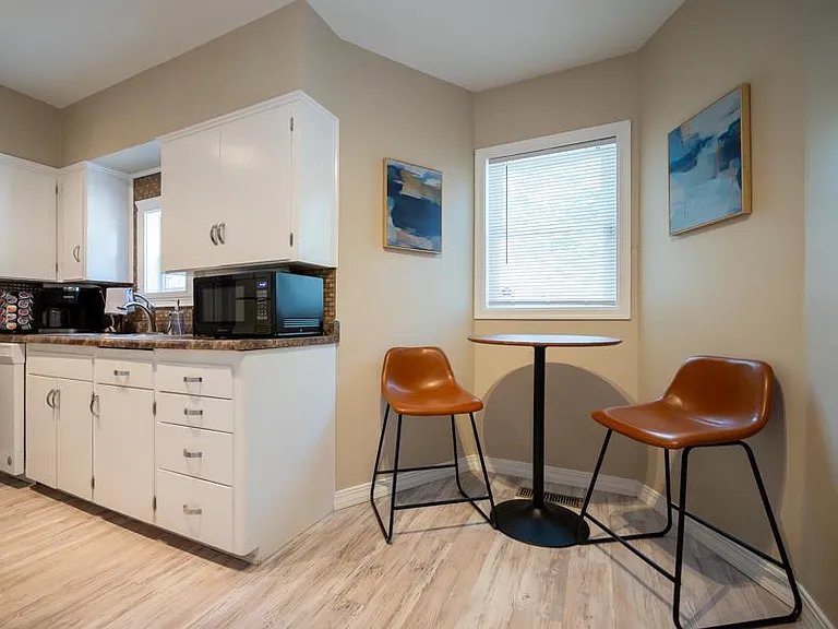 1175 SW Collins Ave — Photo 18