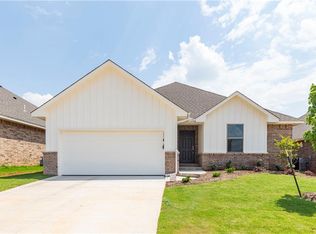 8328 NW 163rd Ter, Edmond, OK 73013