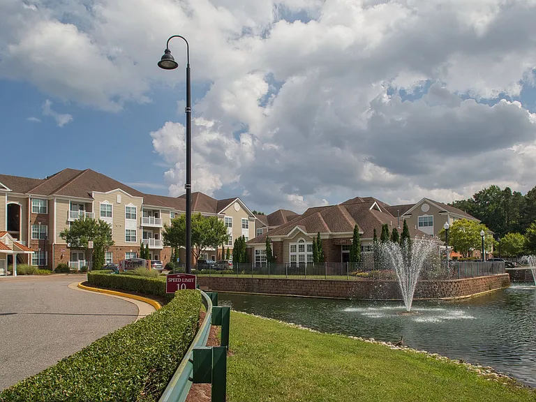 Red Mill Landing Apartment Homes — Photo 13