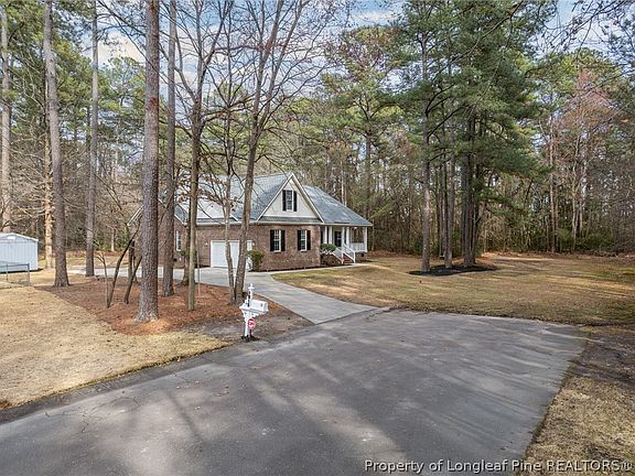 2nd image of 1015 Castle Hayne Rd