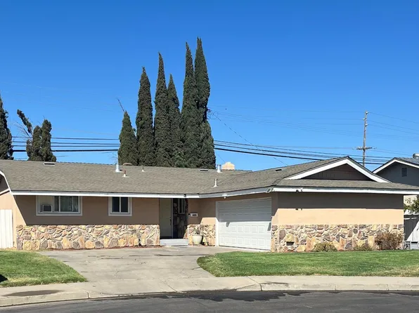 609 Skylark Ave, Los Banos, CA 93635