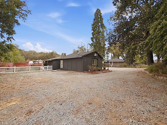 3rd image of 110 Churn Creek Rd