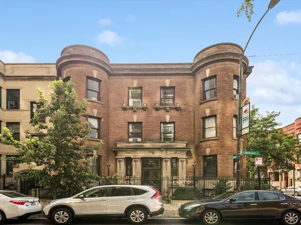 523 W Belmont Ave #2E, Chicago, IL 60657