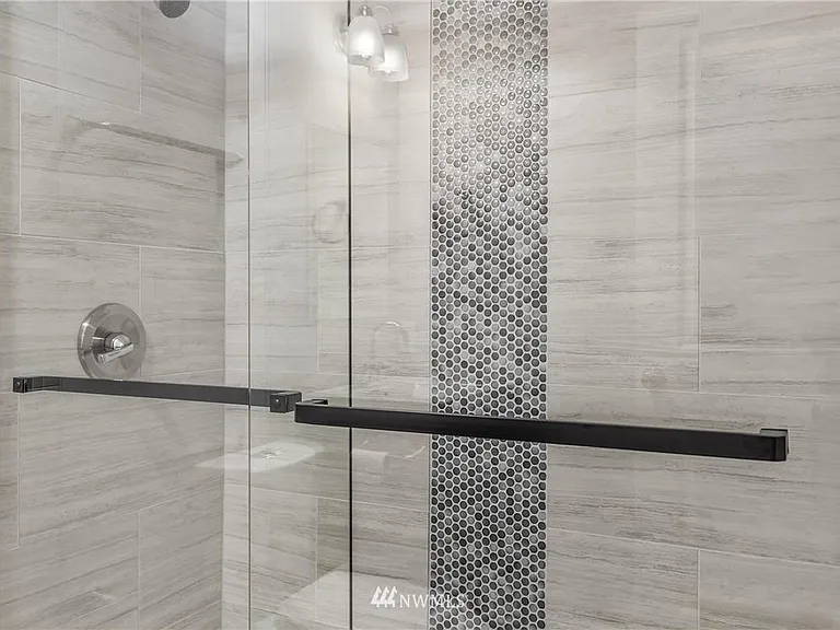 1034 Newport Ct NE — Photo 16
