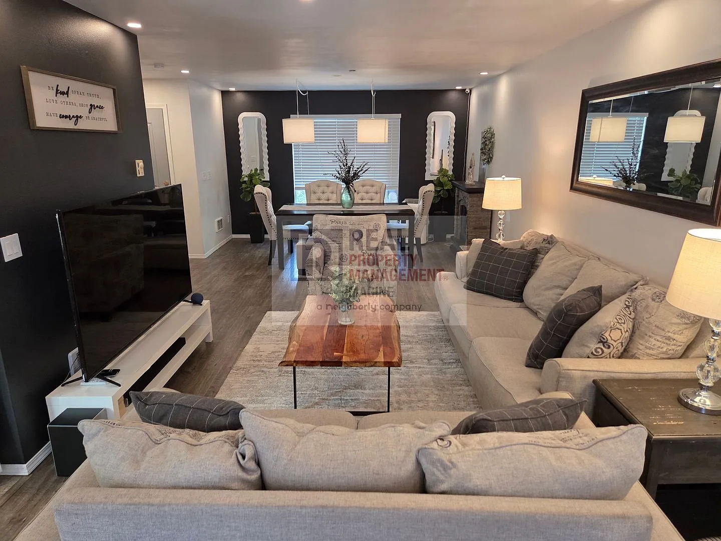 Check Out This Adorable 2.0 bedroom, 2.5 bath home! — Photo 4