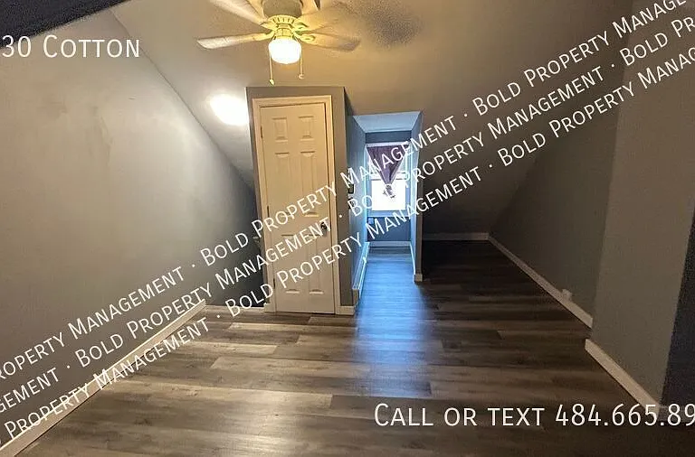1030 Cotton St — Photo 10