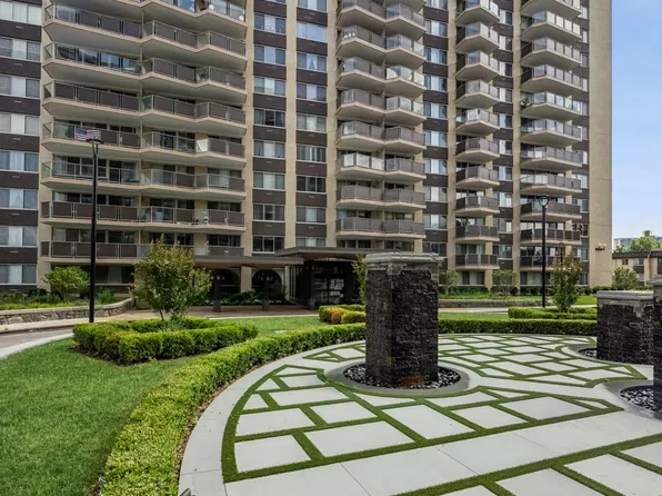 18-15 215th Street image 5 of 38