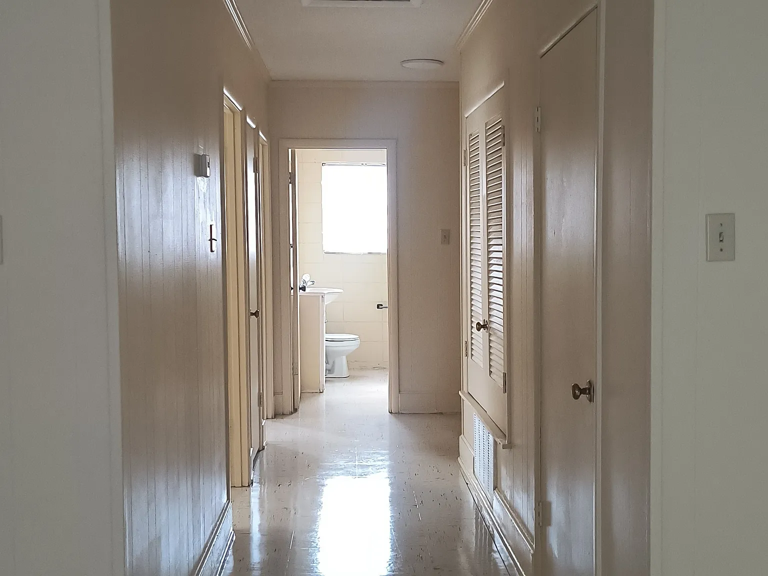 3006/3008 South Holly Street - 3008 — Photo 4