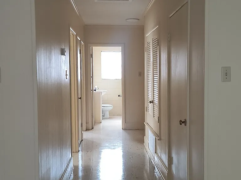 3008 S Holly St — Photo 4