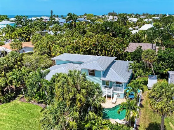 304 74th St #B, Bradenton Beach, FL 34217