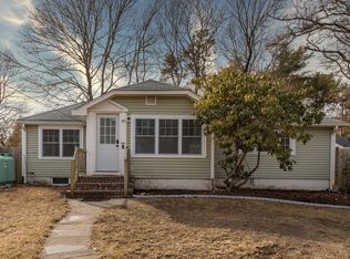 43 Wilson Ave, Bourne, MA 02532
