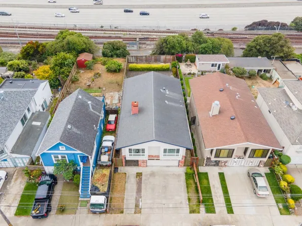 250 Station Ave, Daly City, CA 94014