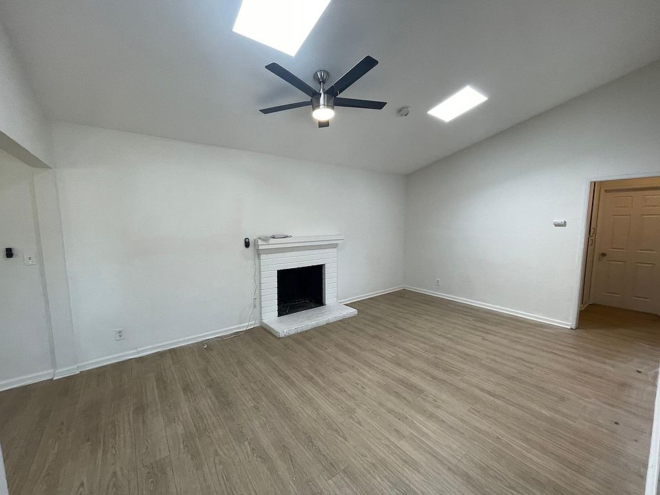 300 Mulvihill Ave Redlands, CA Zillow Apartments for Rent in Redlands