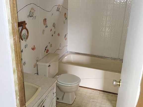 3rd image of 132 NW Deer Run Gln Unit 182
