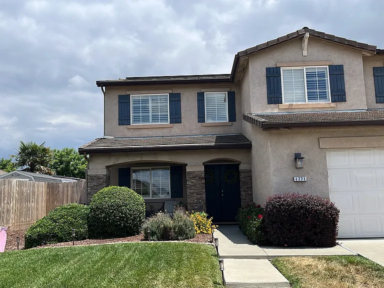 1771 N Napa Dr — Photo 1