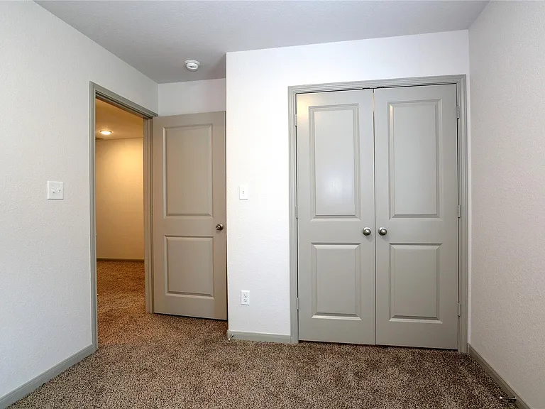 2702 Appian Way — Photo 20