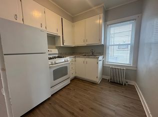 10 Thomas St #1, Fall River, MA 02723