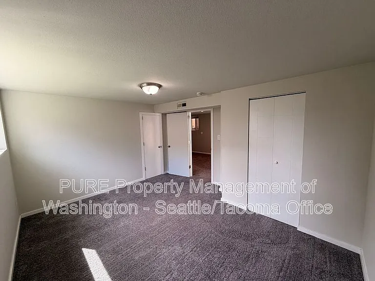6217 S Huson St #B — Photo 11