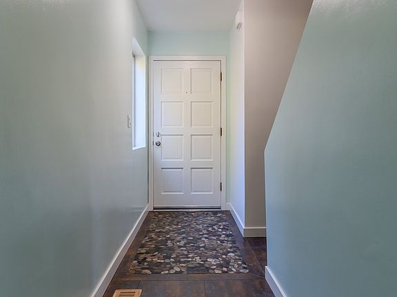 5th image of 1441 SW 23rd Ct