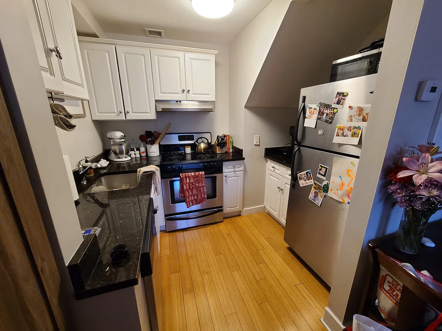 1 bed, 687 sqft, $3,275 — Photo 2