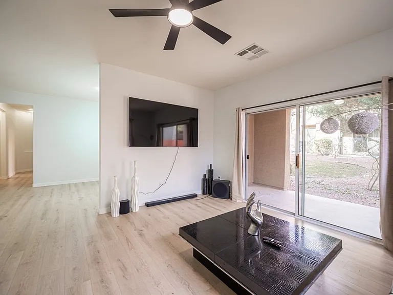 800 Peachy Canyon Cir #103 — Photo 15
