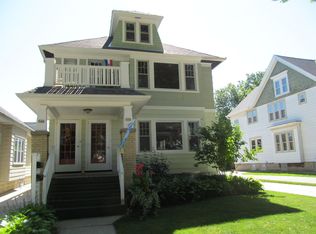 538 N 60th St, Wauwatosa, WI 53213