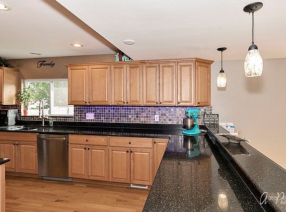 4th image of 5410 W Sarasota Dr
