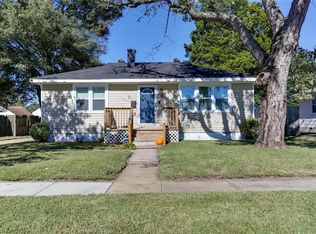 929 Redstart Ave, Chesapeake, VA 23324