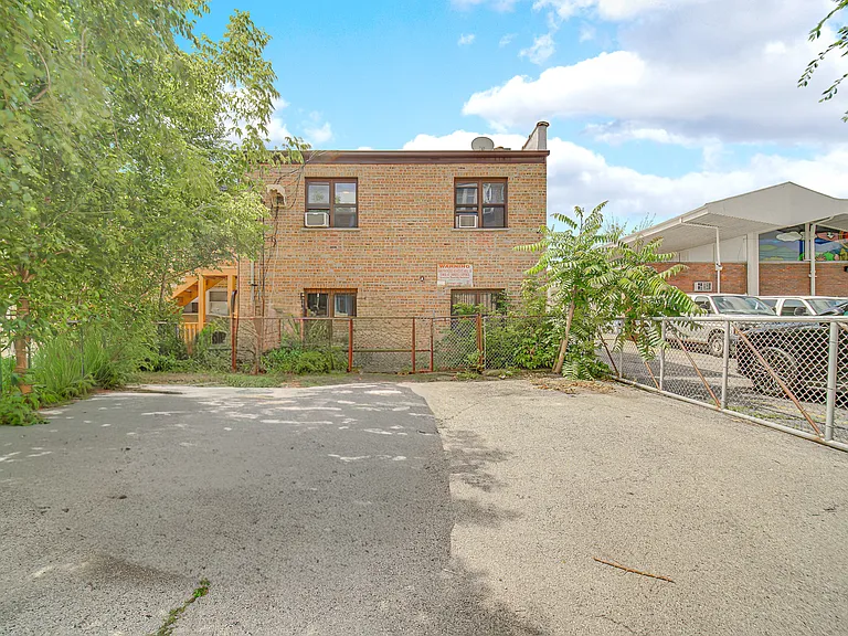 2620 W Foster Ave #1 — Photo 22