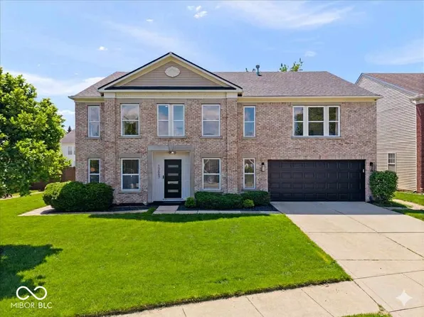 12667 Courage Xing, Fishers, IN 46037