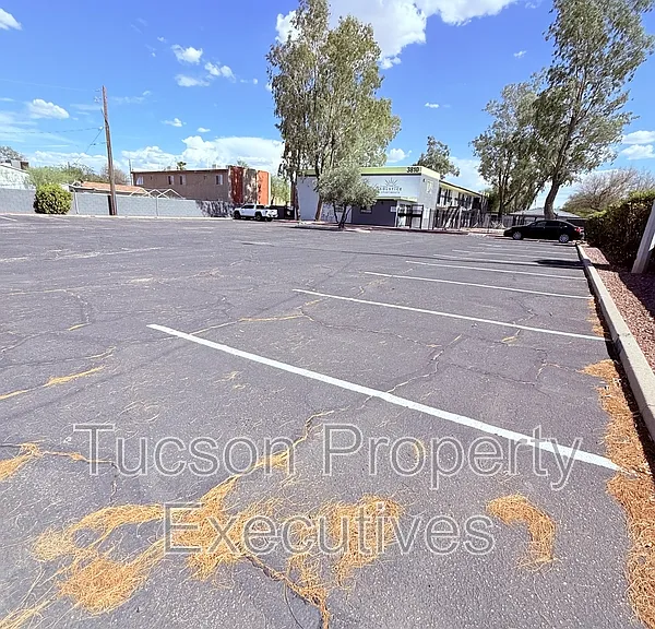 3810 E Monte Vista Dr #206 — Photo 9