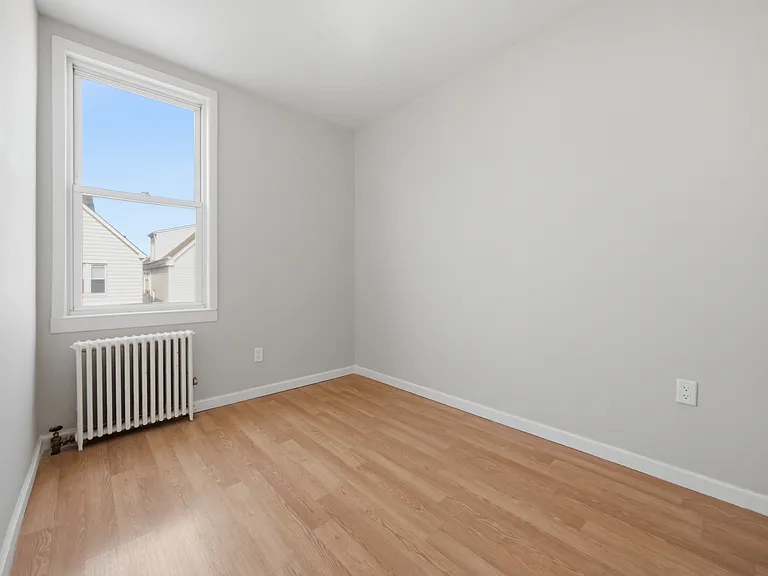 29 W 52nd St #2 — Photo 13