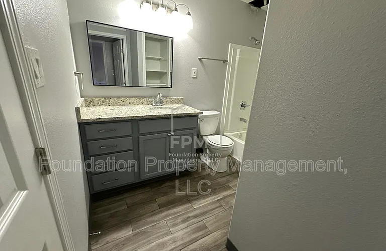 1283 E Raines Rd #2 — Photo 9