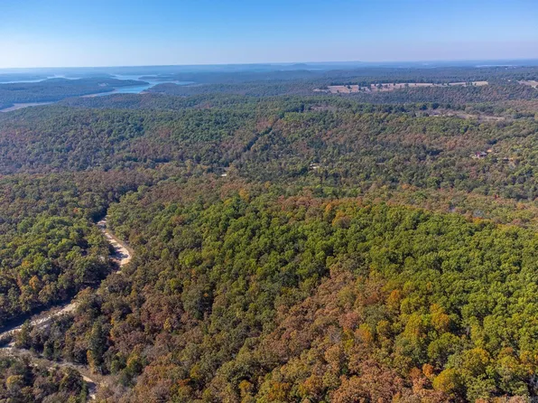 Mc113 Rd, Oakland, AR 72661