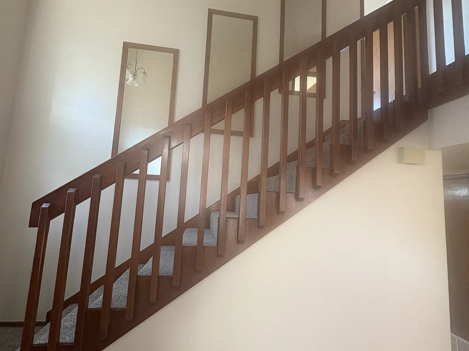2 bed, 2.5 bath, 1325 sqft, $1,300 — Photo 3