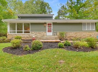 4108 W Glenwood DRIVE, Franklin, WI 53132