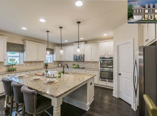 160 Fanleaf Dr #562, Fairburn, GA 30213