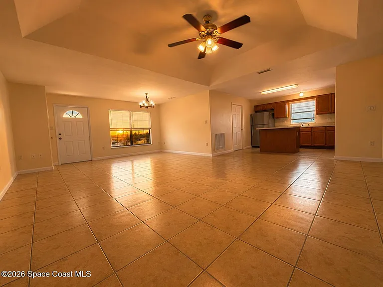 823 Angela Ave #A — Photo 12