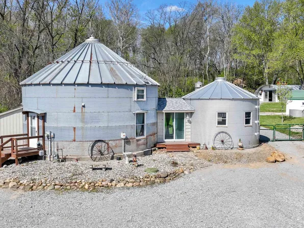 1836 N Francis St, Monticello, IN 47960
