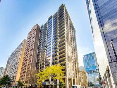201 E Chestnut St APT 19F, Chicago, IL, 60611