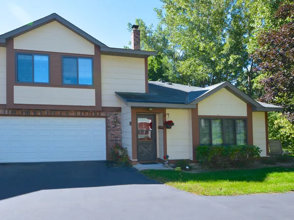 9 Shady Way, Circle Pines, MN 55014