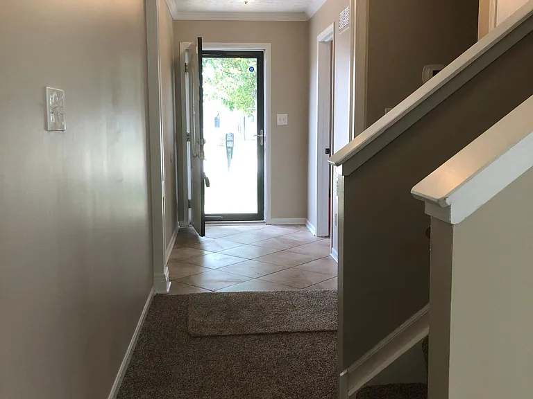 6507 Hunters Creek Blvd — Photo 7