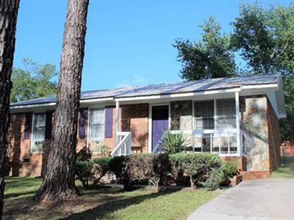 615 Scott Dr, Valdosta, GA 31601