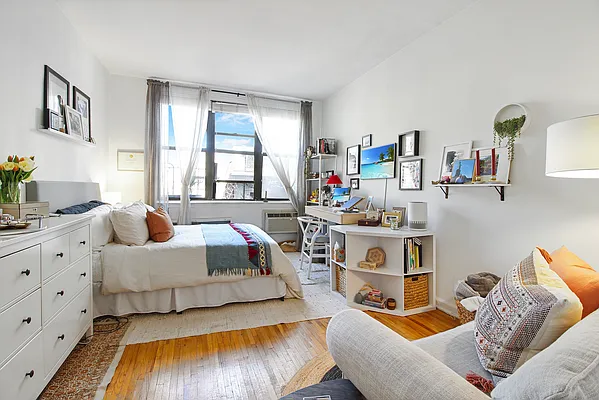 Rented by Compass | media 8