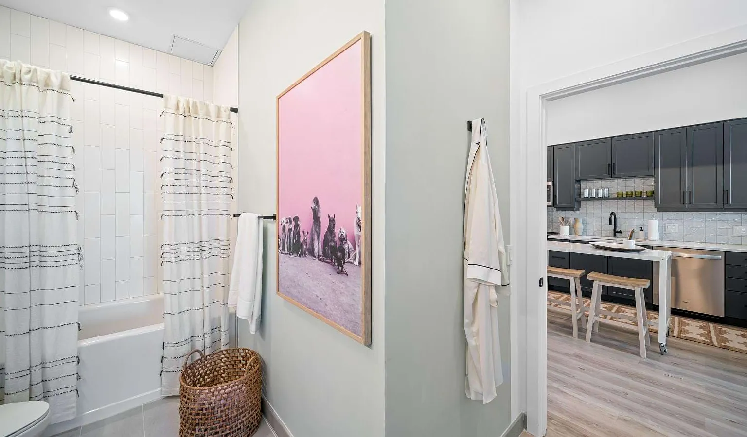 1 bed, 550 sqft, $1,969 — Photo 4