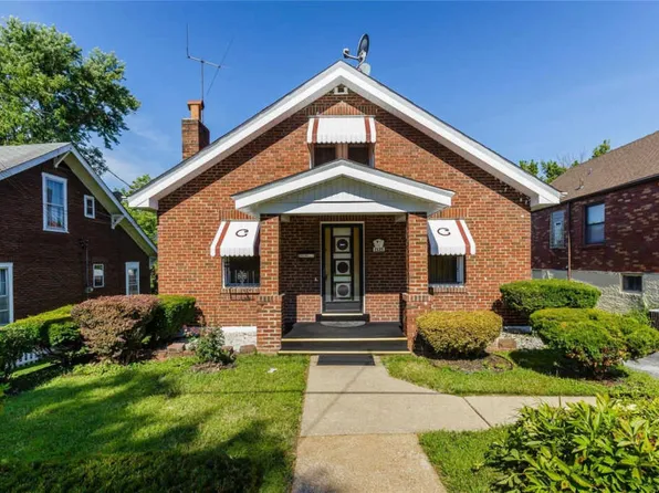 1121 Watts Ave, Saint Louis, MO 63130