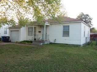 1322 W Wallace Dr, Enid, OK 73703